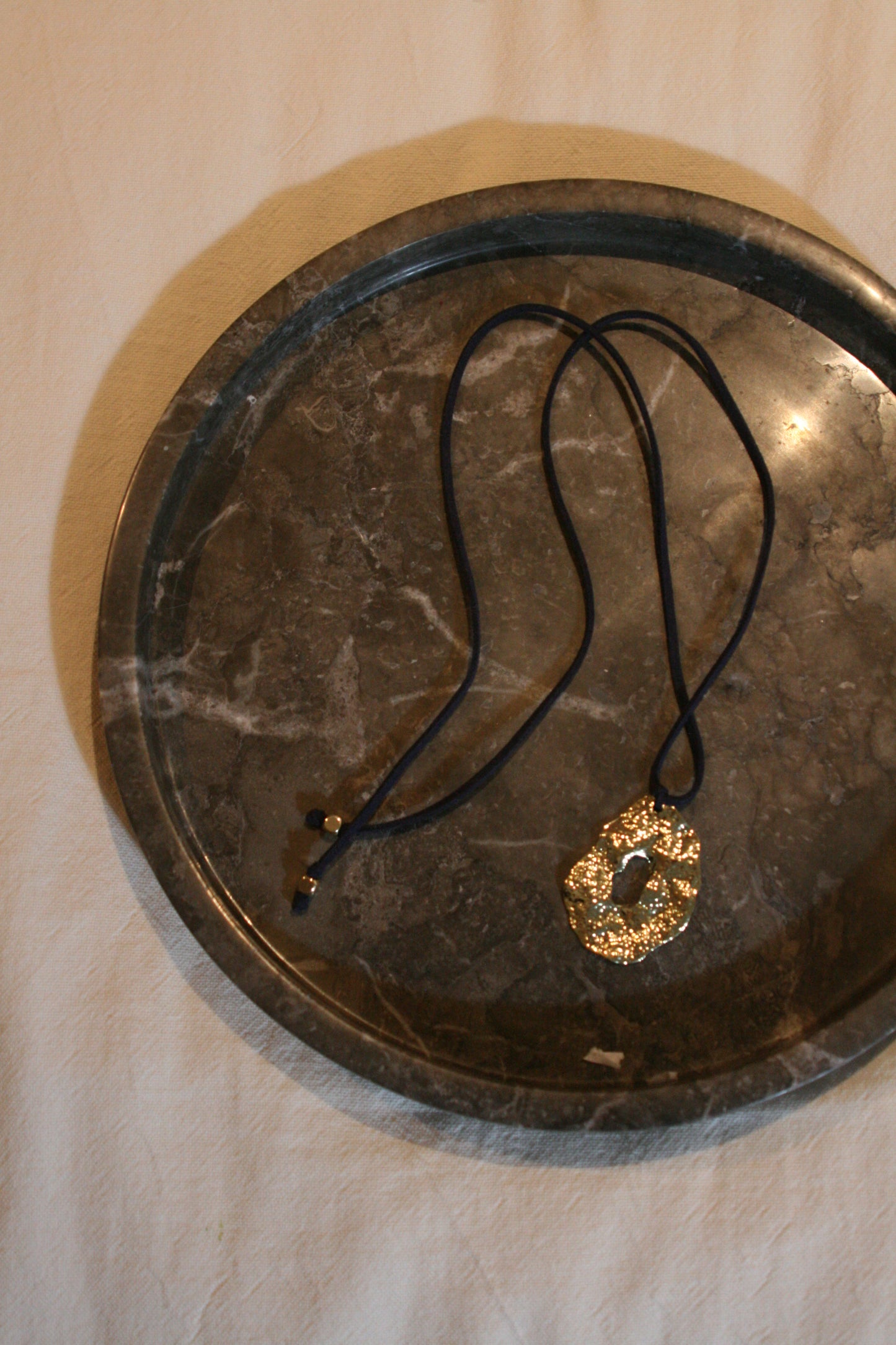 Collar No 100