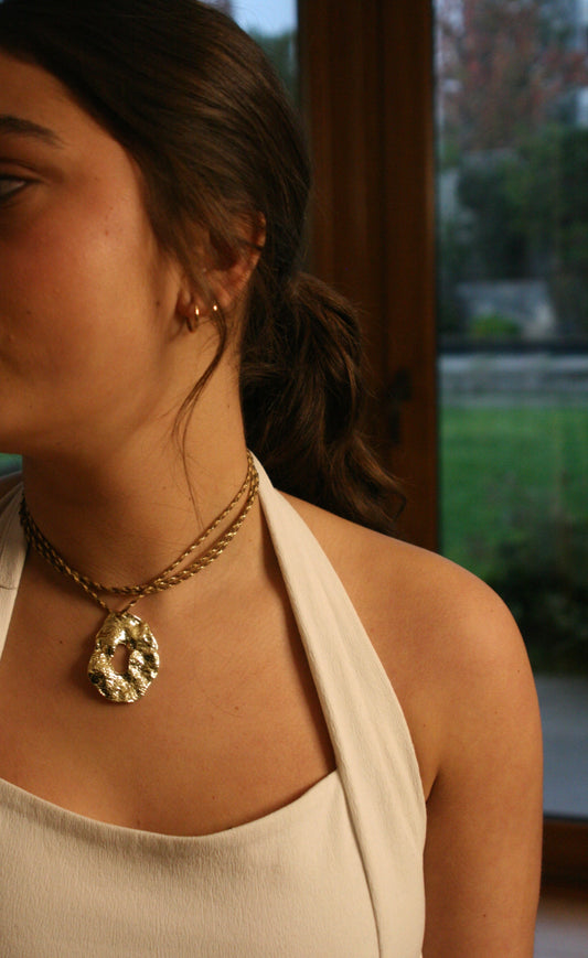 Collar No 109